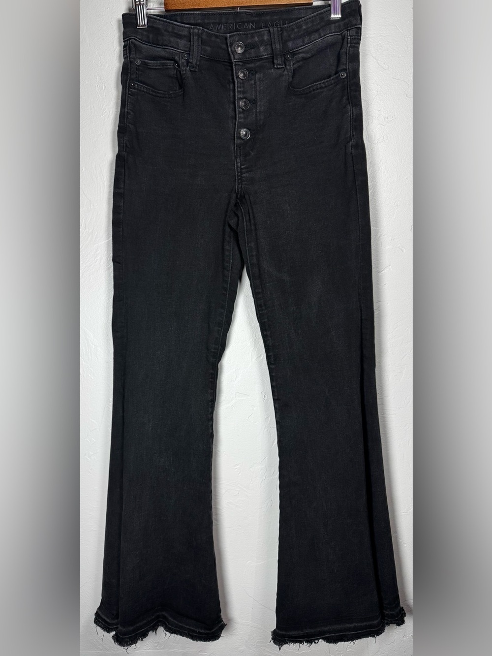 American Eagle Outfitters Black High-Rise Flare Button-Fly Jeans Size 6